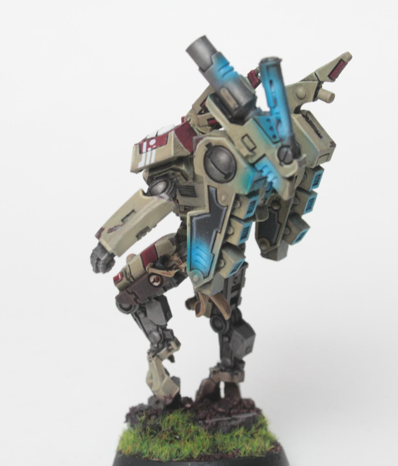 T’au empire commander in Coldstar battlesuit : r/Warhammer40k